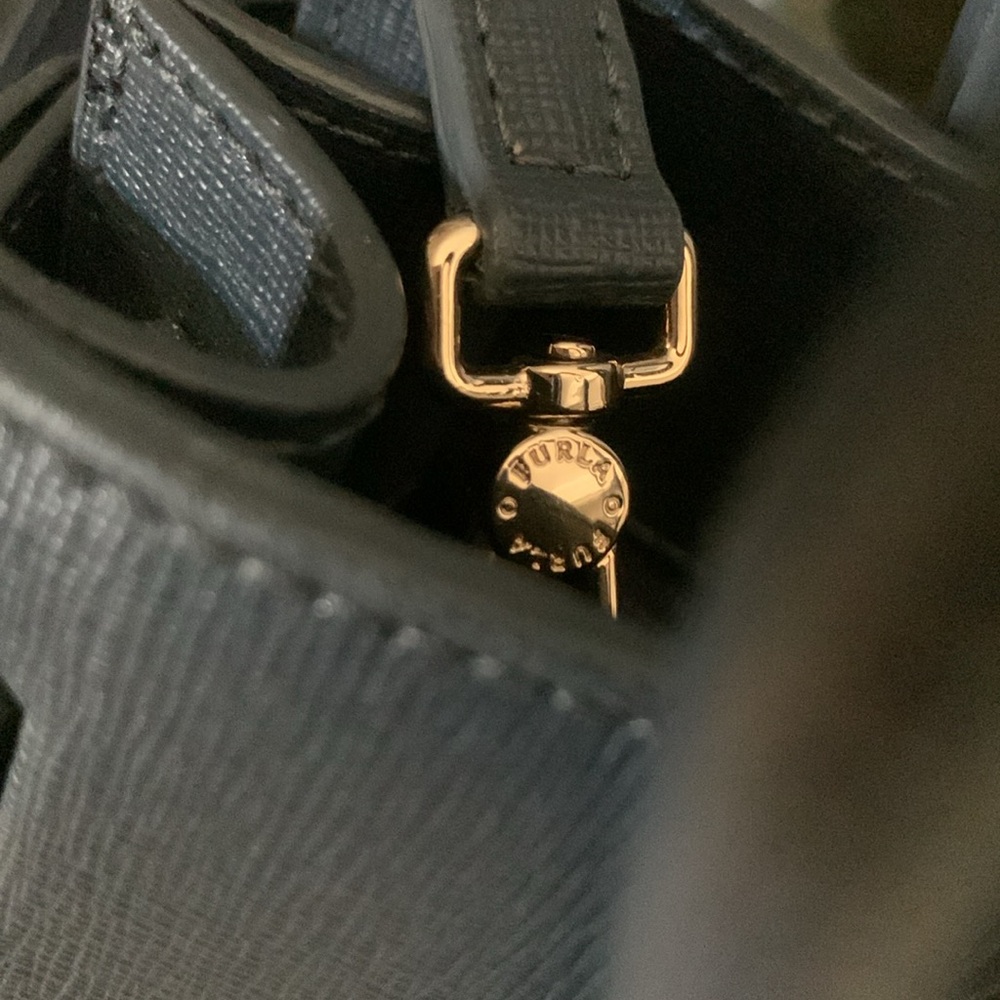 FURLA Crossbody/handbag. Always open to offers 🌸 - Picture 8 of 13